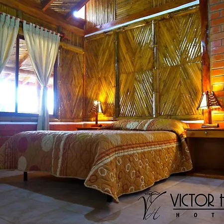 Victor Hugo Hotel Puerto Lopez Room photo
